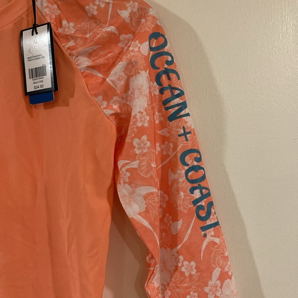 Ocean + Coast Rashguard and Shorts - Picture 6 of 7